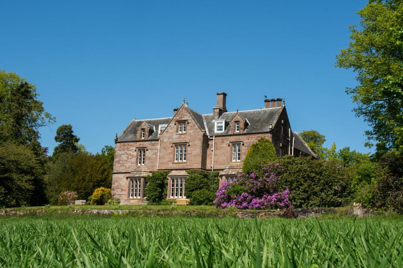 Chirnside Hall Hotel Exterior photo