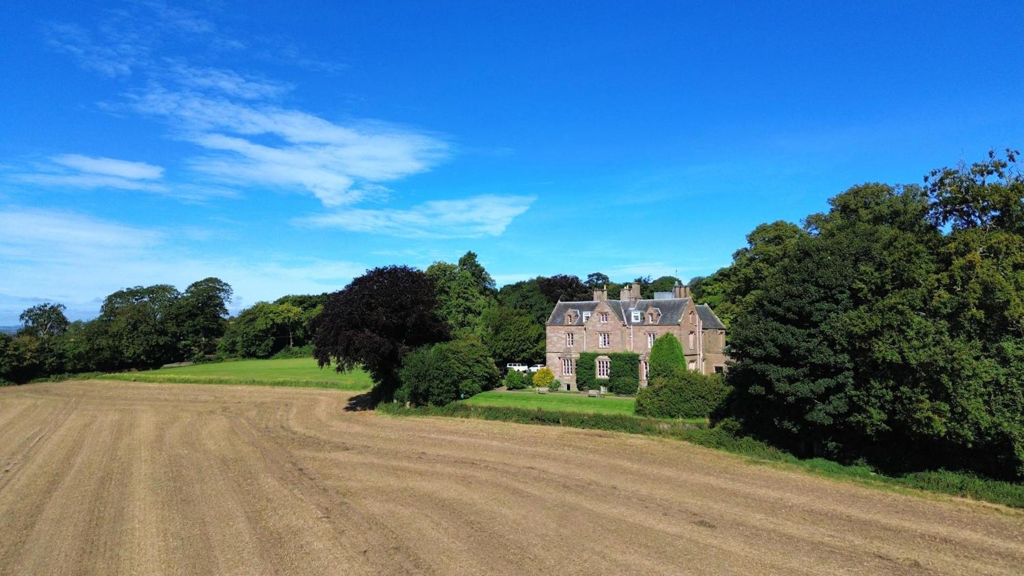 Chirnside Hall Hotel Exterior photo